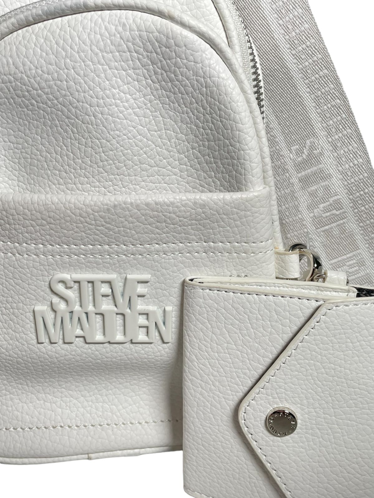 BOLSA CRUZADA STEVE MADDEN BLANCA CON TARJETERO